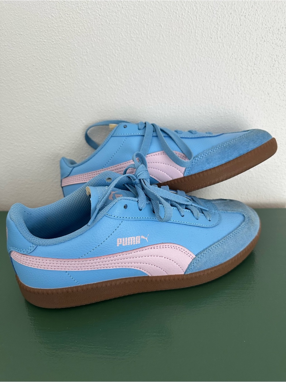 Puma Club II Era Sneakers - Light Blue & Pink